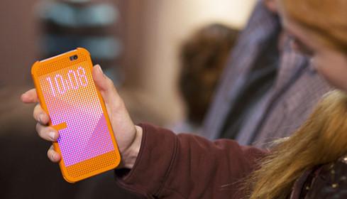 Cover HTC One M8: HTC DOT VIEW