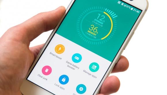 HTC Boost+: screen e apk